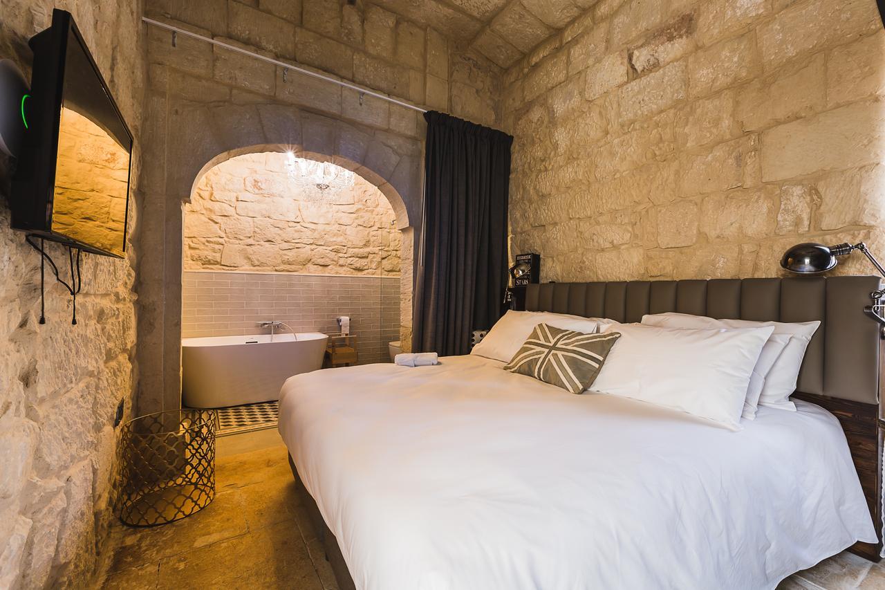Talbot & Bons Bed & Breakfast Gudja Exterior foto